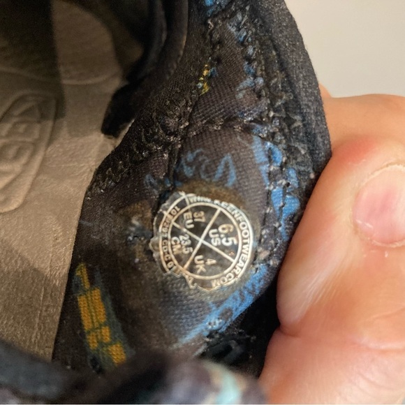 KEEN Sz 6.5 Raya Newport H2 Hiking Bungee Closure Sandals - Picture 7 of 10